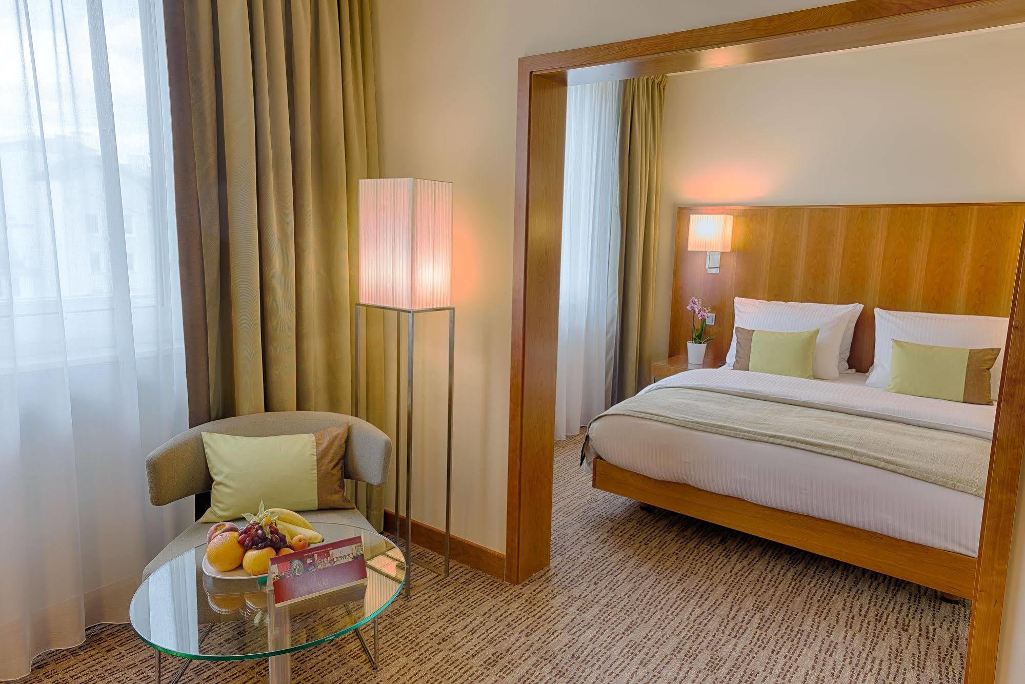 K+k Am Harras Hotel 4*